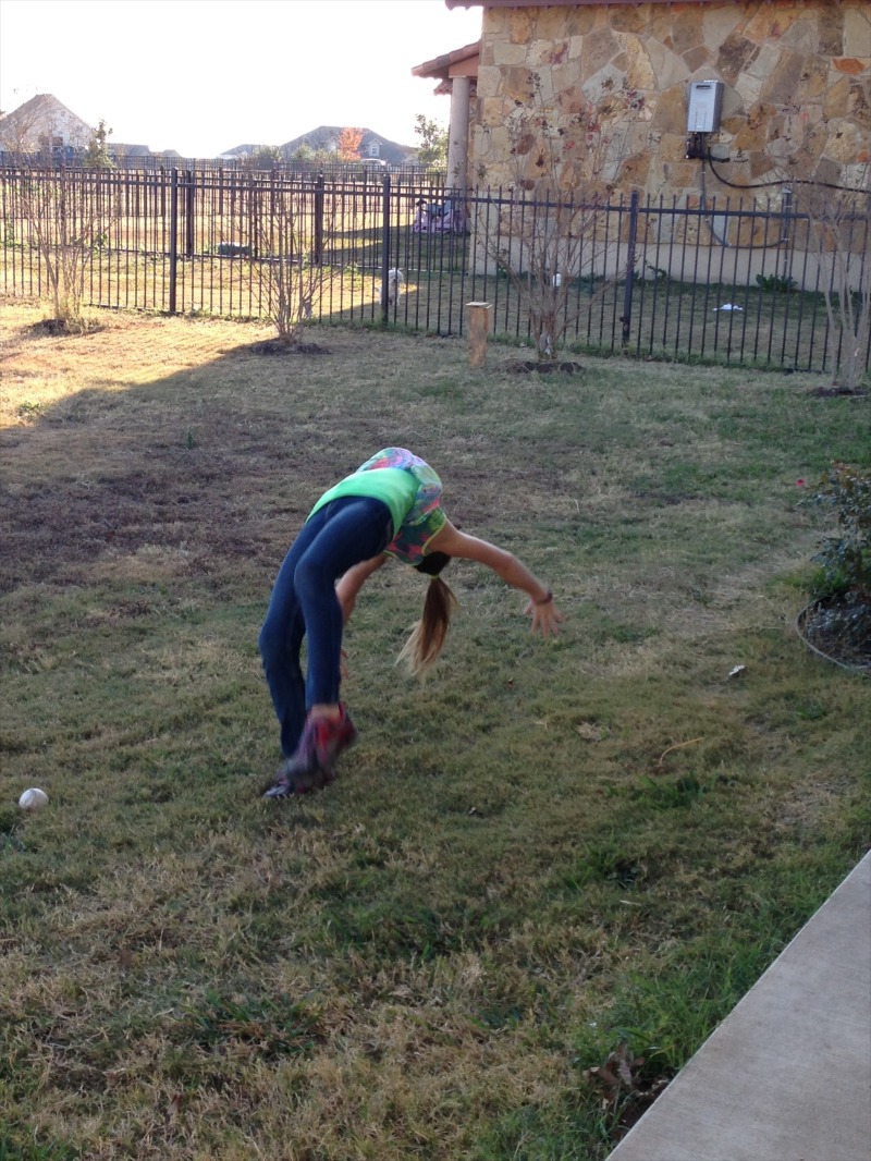 2012/12(Dec)/09(Christmas Eve at Travis and Susie's)/2012-12-24 001 Christmas Eve at T&S.jpg